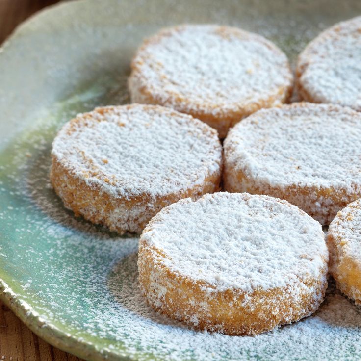 Mantecados (Soft Spanish Shortbread Cookies)