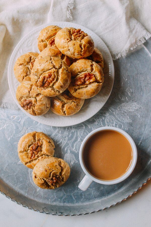 Chinese Walnut Cookies