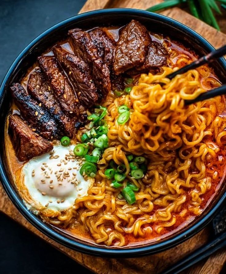 Jjapaguri with Beef (Korean Ramyeon Mashup)