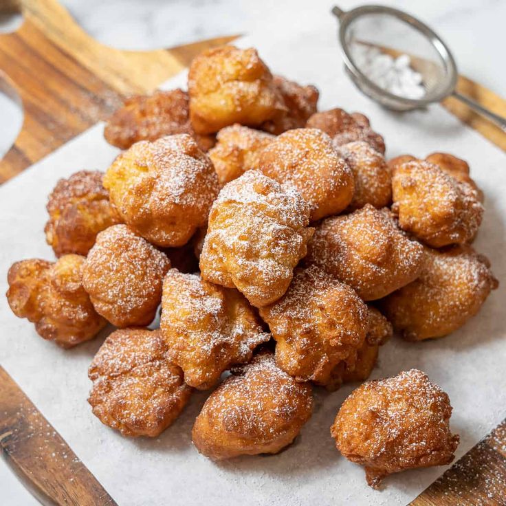 Bunuelos (Spanish Fritters)