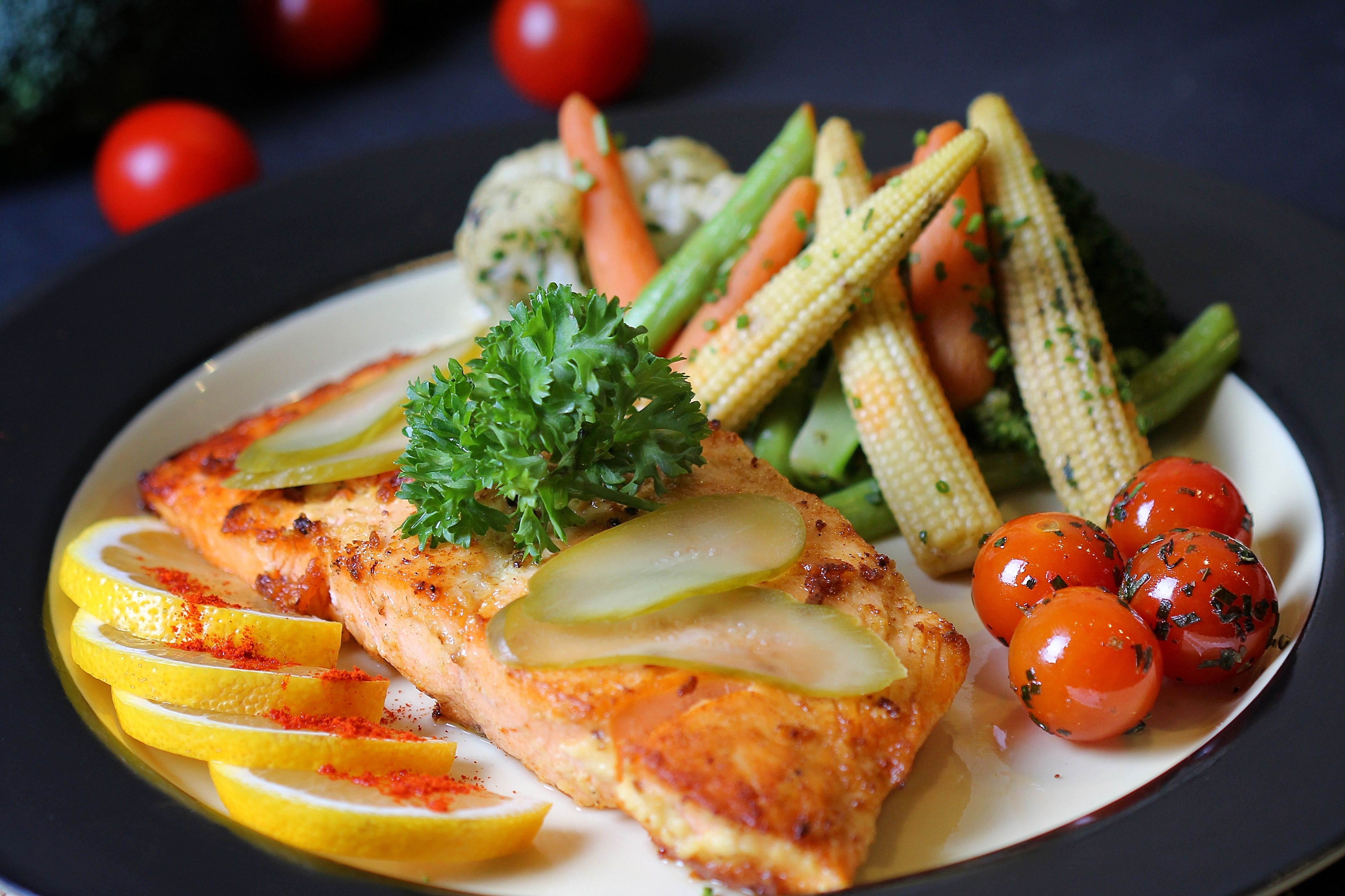 Grilled Salmon with Lemon Butter