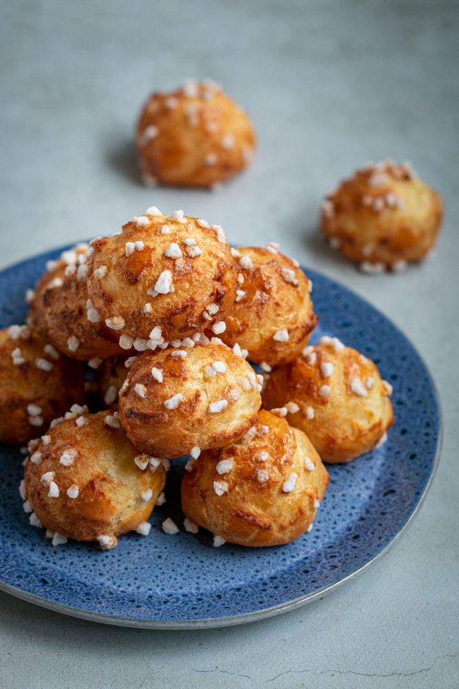 French chouquettes topped with crunchy pearl sugar.