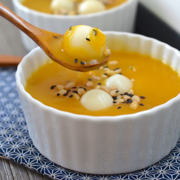 Korean Pumpkin Porridge (Hobakjuk)