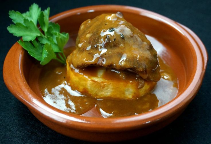 Carrilladas (Spanish Braised Pork Cheeks in Red Wine Sauce)