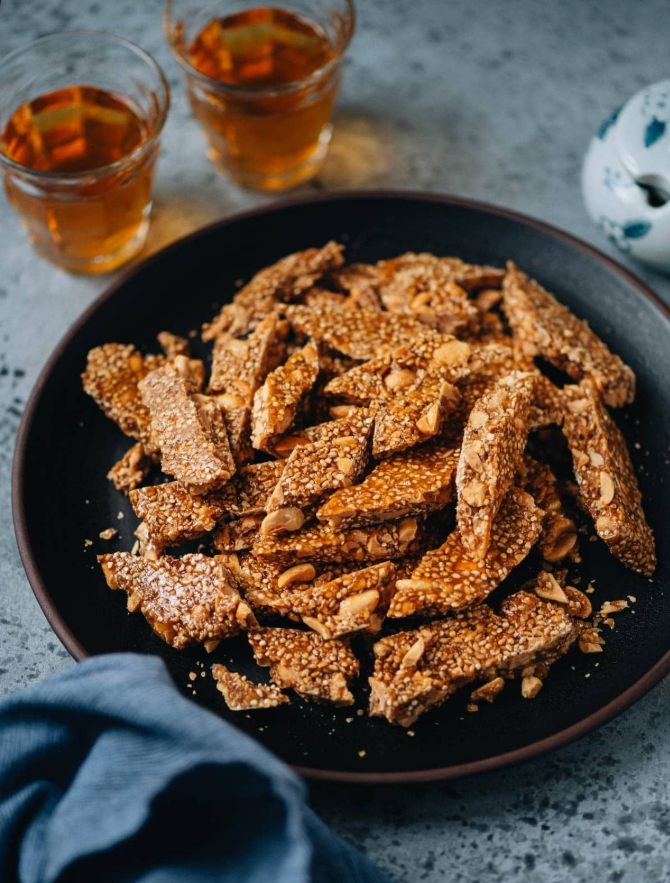 Chinese Peanut Brittle