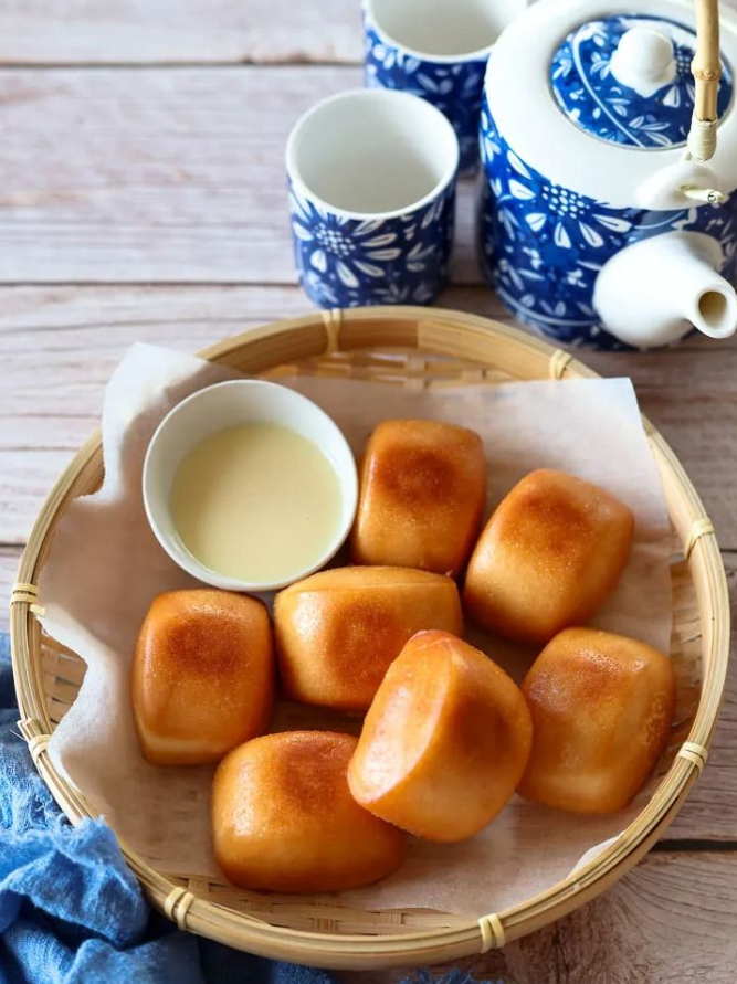 Deep Fried Mantou Buns