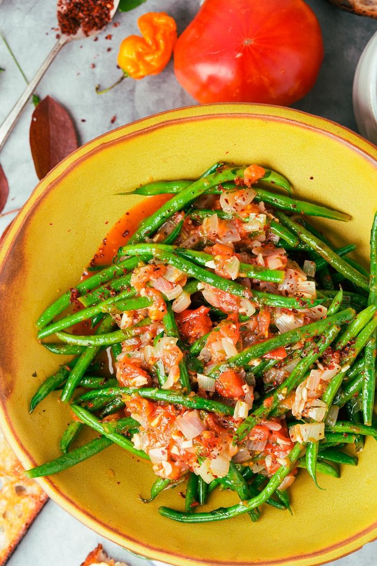 Zeytinyagli Fasulye (Turkish Olive Oil Green Beans)