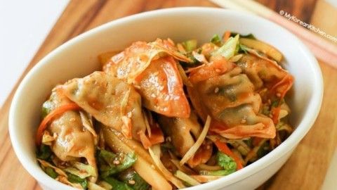 Bibim Mandu (Korean Potsticker Salad)