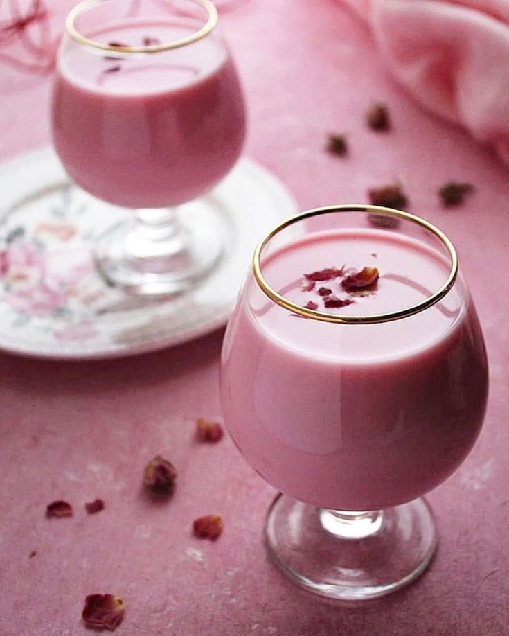 Ottoman-Style Rose Sherbet (Gul Serbeti)