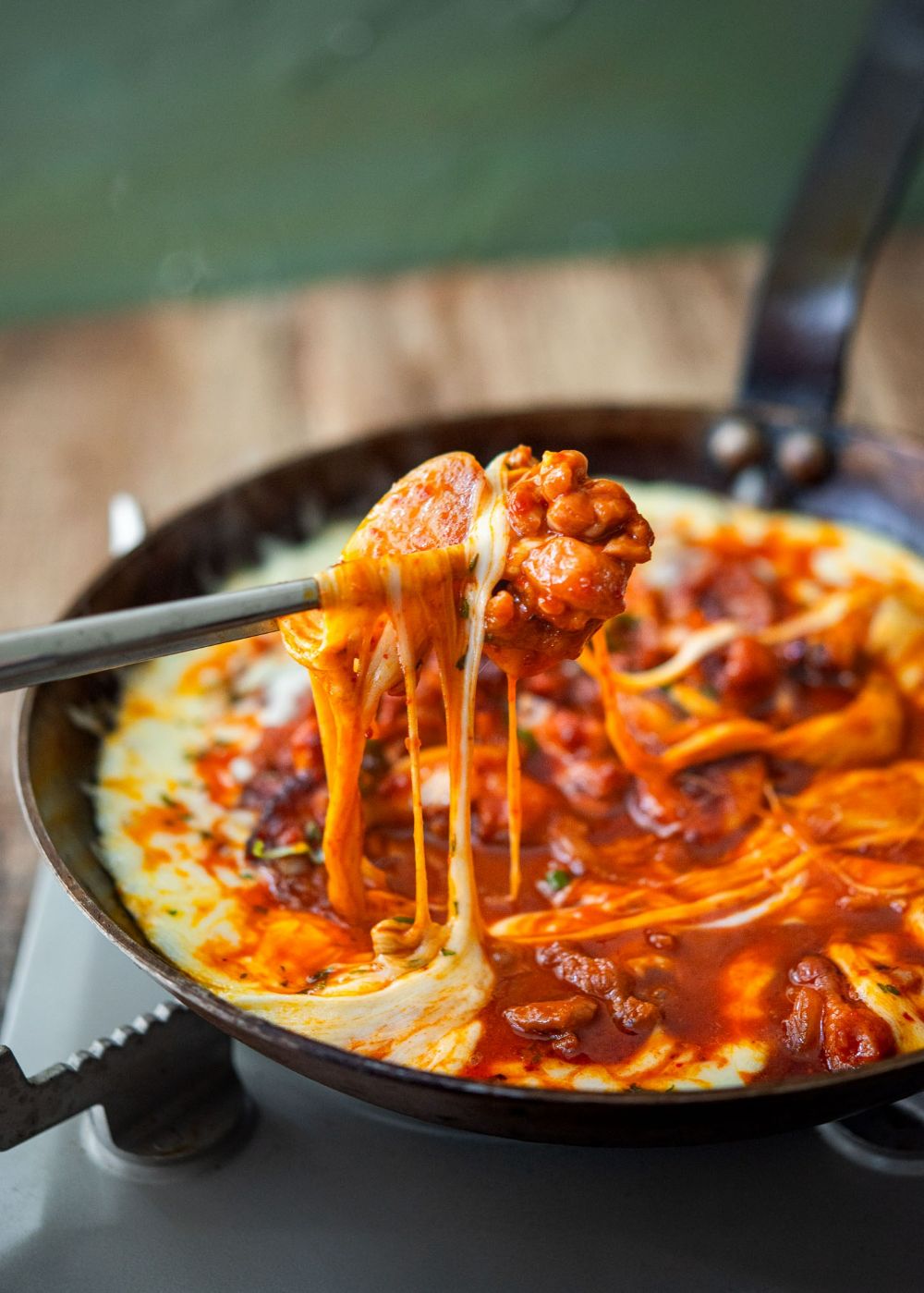 Korean-Style Fire Chicken (Buldak With Cheese)