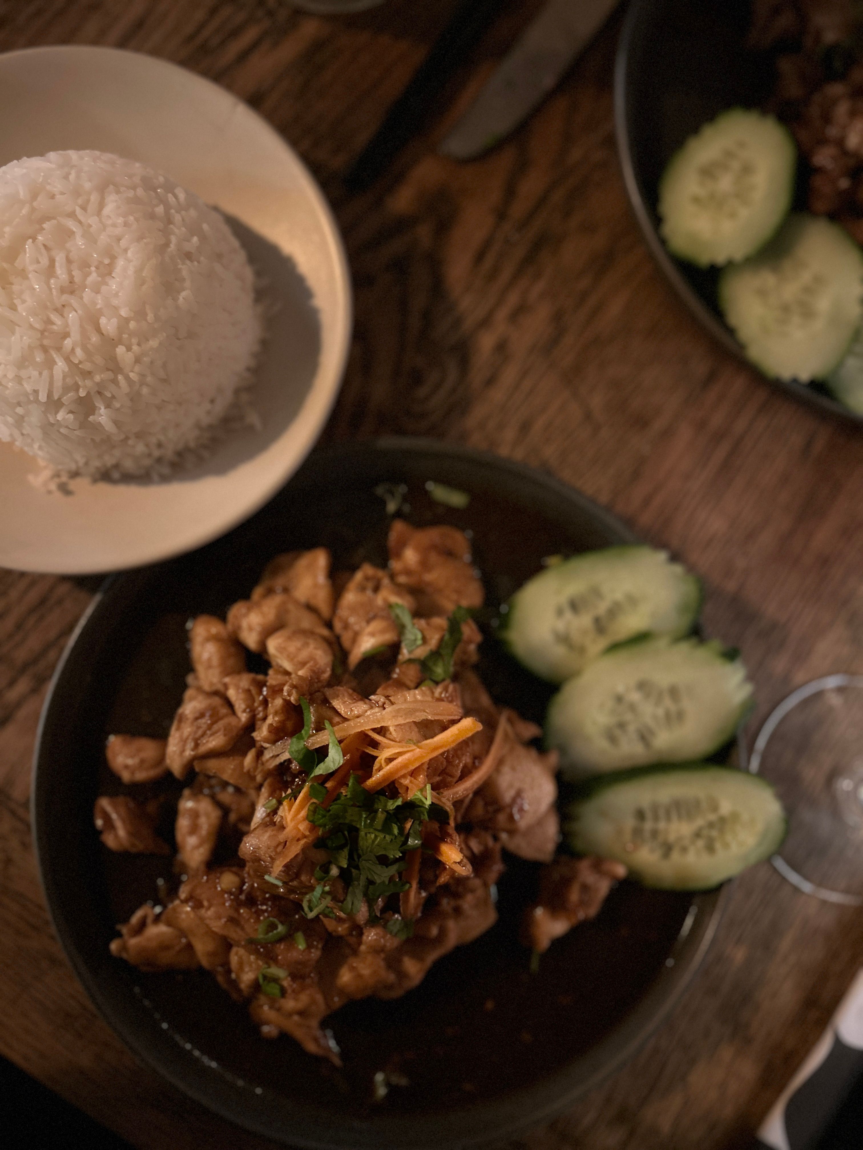 Thai Ginger Chicken (Gai Pad Khing)