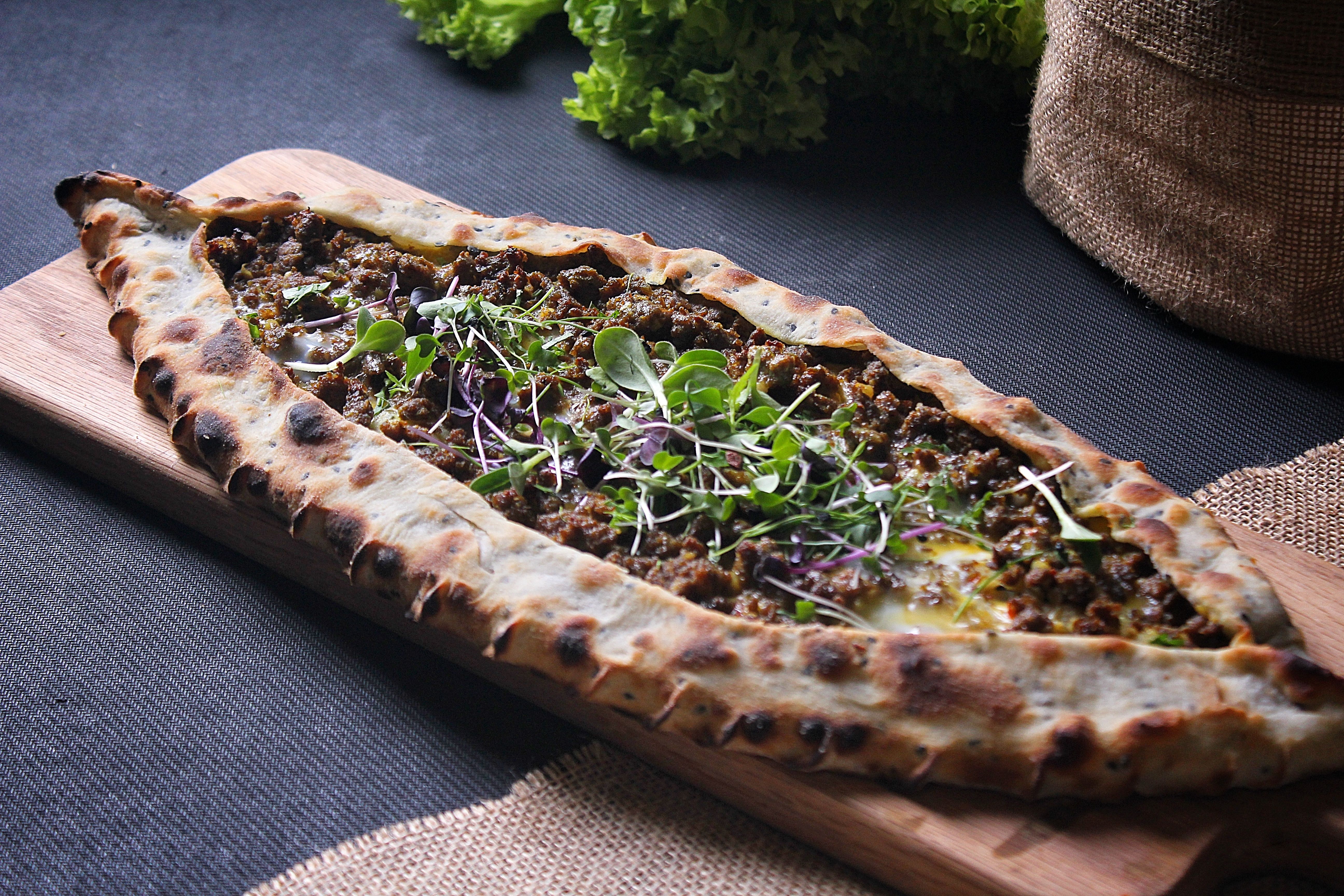 Meat Pide (Kusbasi Style)