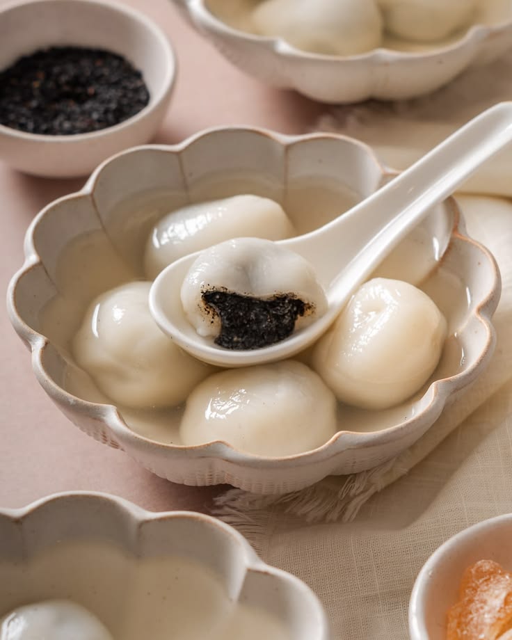 Black Sesame Sweet Rice Balls (Tang Yuan)