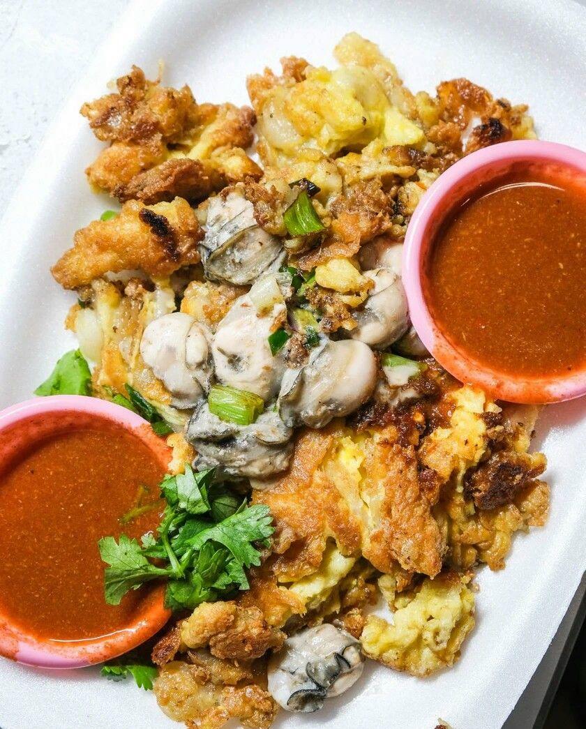 Crispy Thai Oyster Omelet (Hoy Tod)